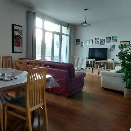 Maison De Ville Plein Centre, 3 Etoiles, A 200M De La Plage, Parking Prive, Wifi Royan Exterior foto