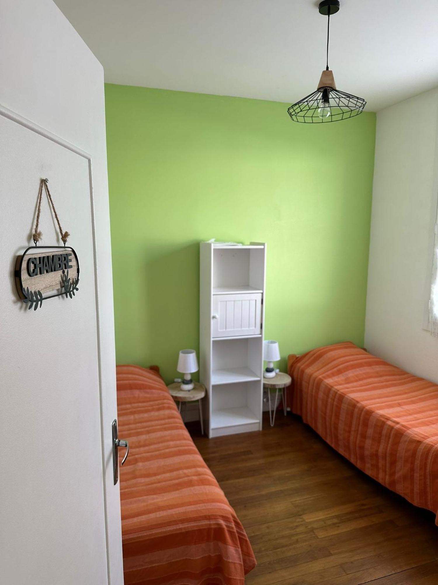 Maison De Ville Plein Centre, 3 Etoiles, A 200M De La Plage, Parking Prive, Wifi Royan Exterior foto