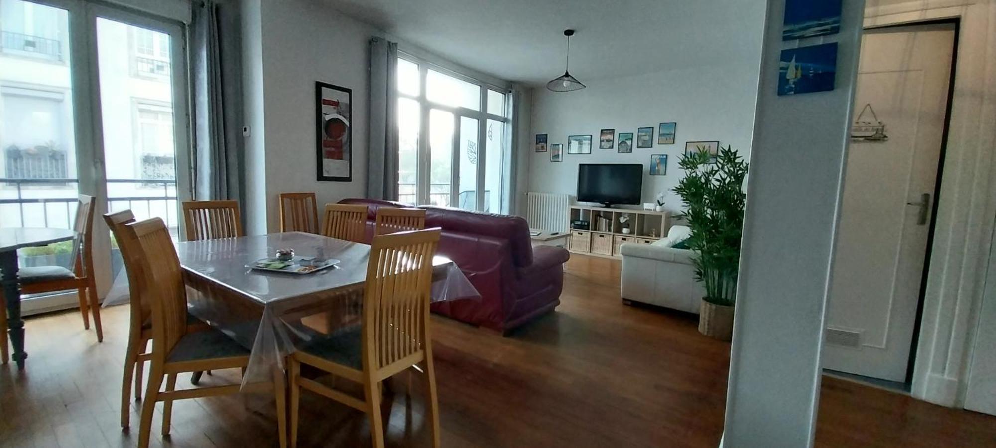 Maison De Ville Plein Centre, 3 Etoiles, A 200M De La Plage, Parking Prive, Wifi Royan Exterior foto